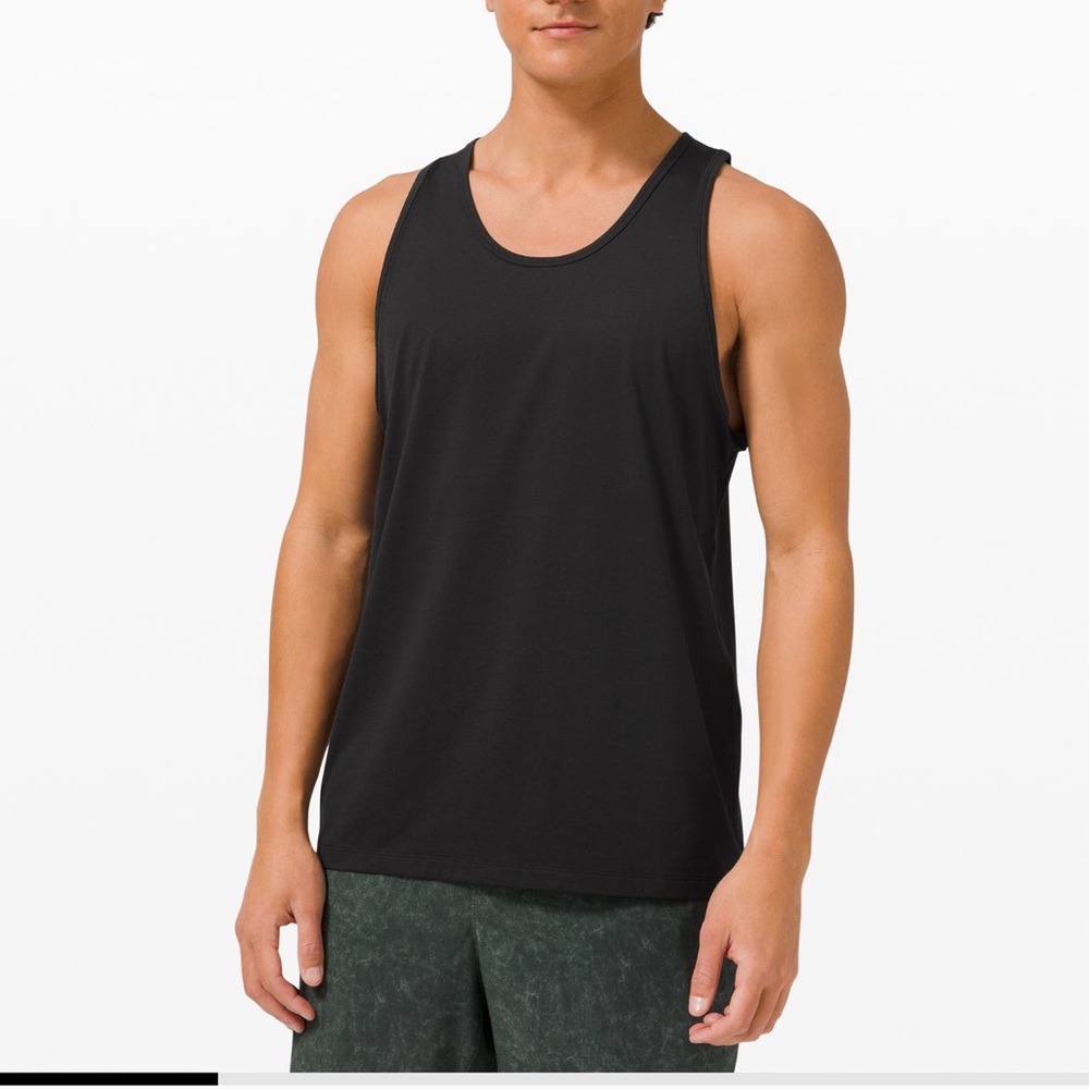 Mens Lululemon fundamental tank top. Hemmed 2 inches of length. Brand new